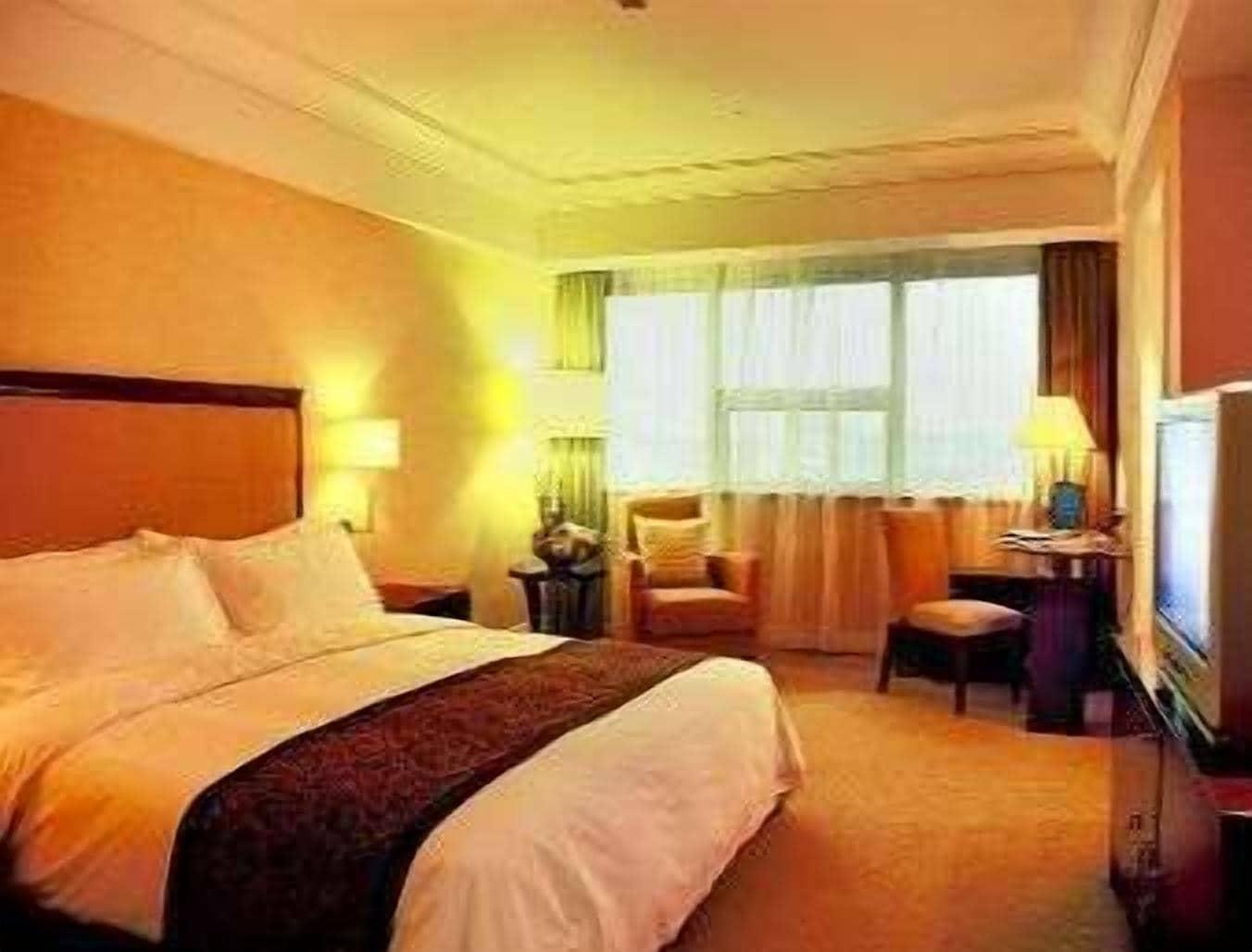 Ramada Plaza Optics Valley Hotel Vuhan Szoba fotó