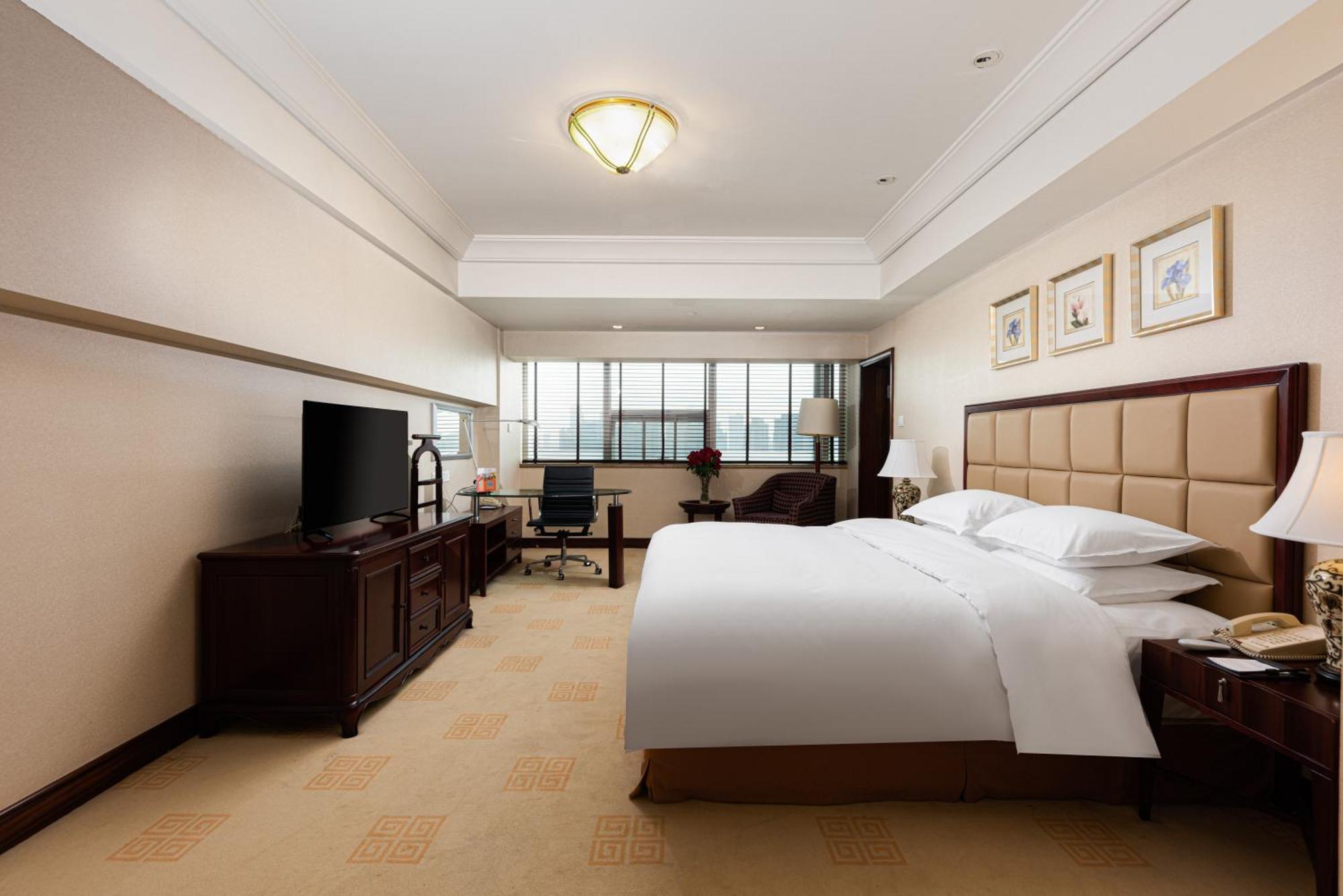 Ramada Plaza Optics Valley Hotel Vuhan Kültér fotó