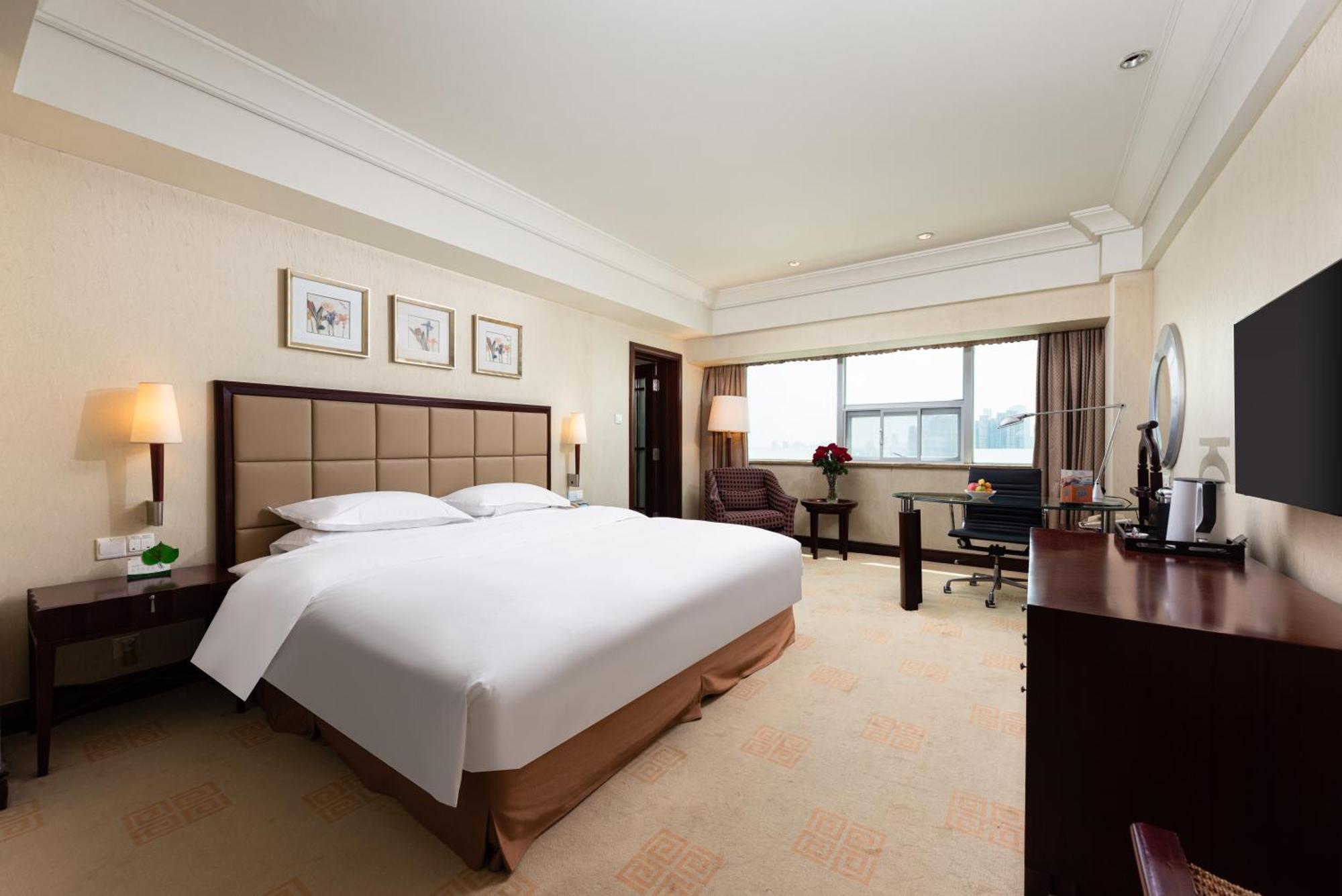 Ramada Plaza Optics Valley Hotel Vuhan Kültér fotó