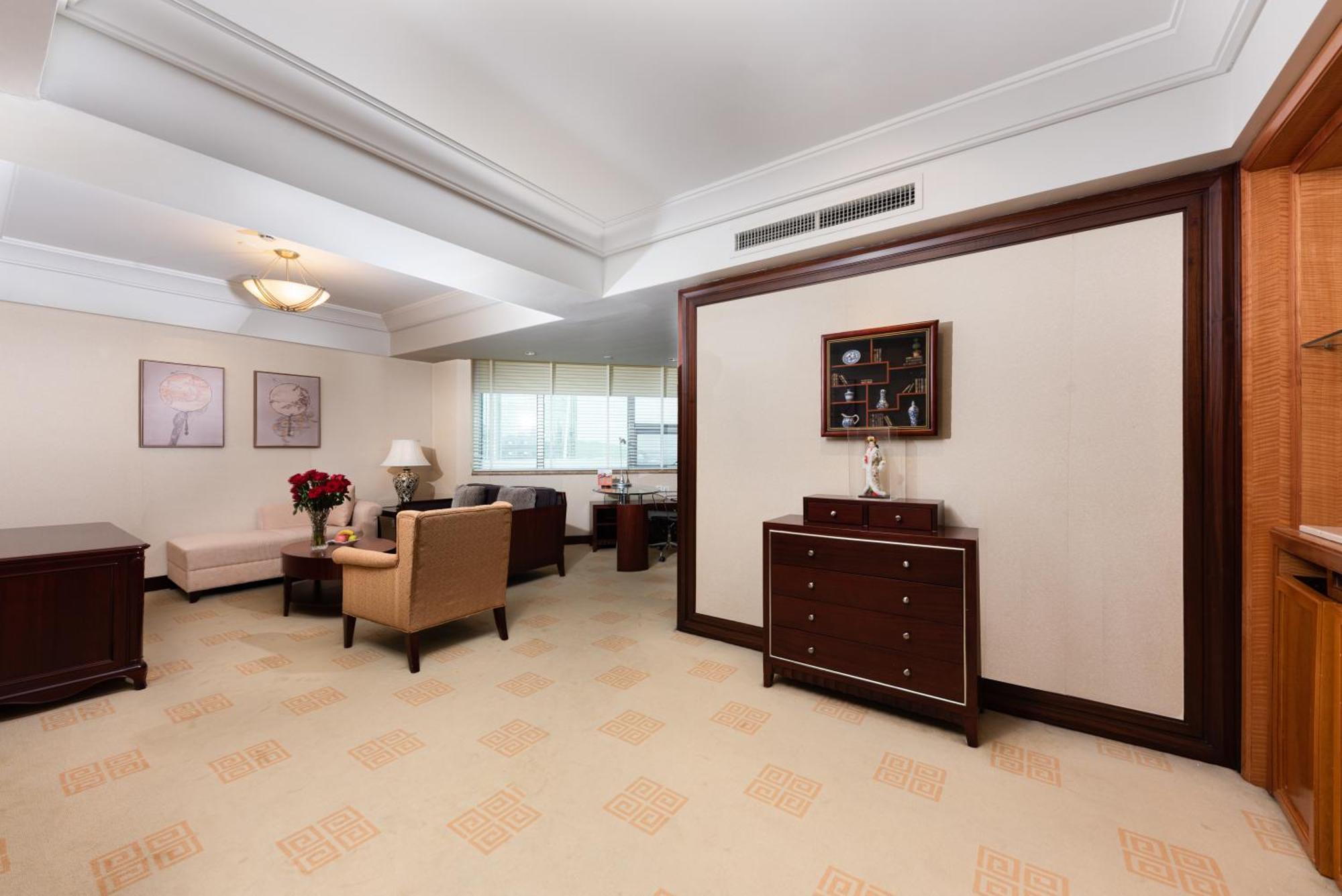 Ramada Plaza Optics Valley Hotel Vuhan Kültér fotó
