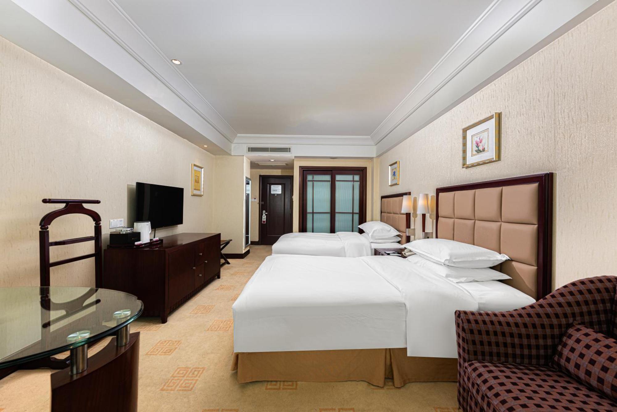 Ramada Plaza Optics Valley Hotel Vuhan Kültér fotó