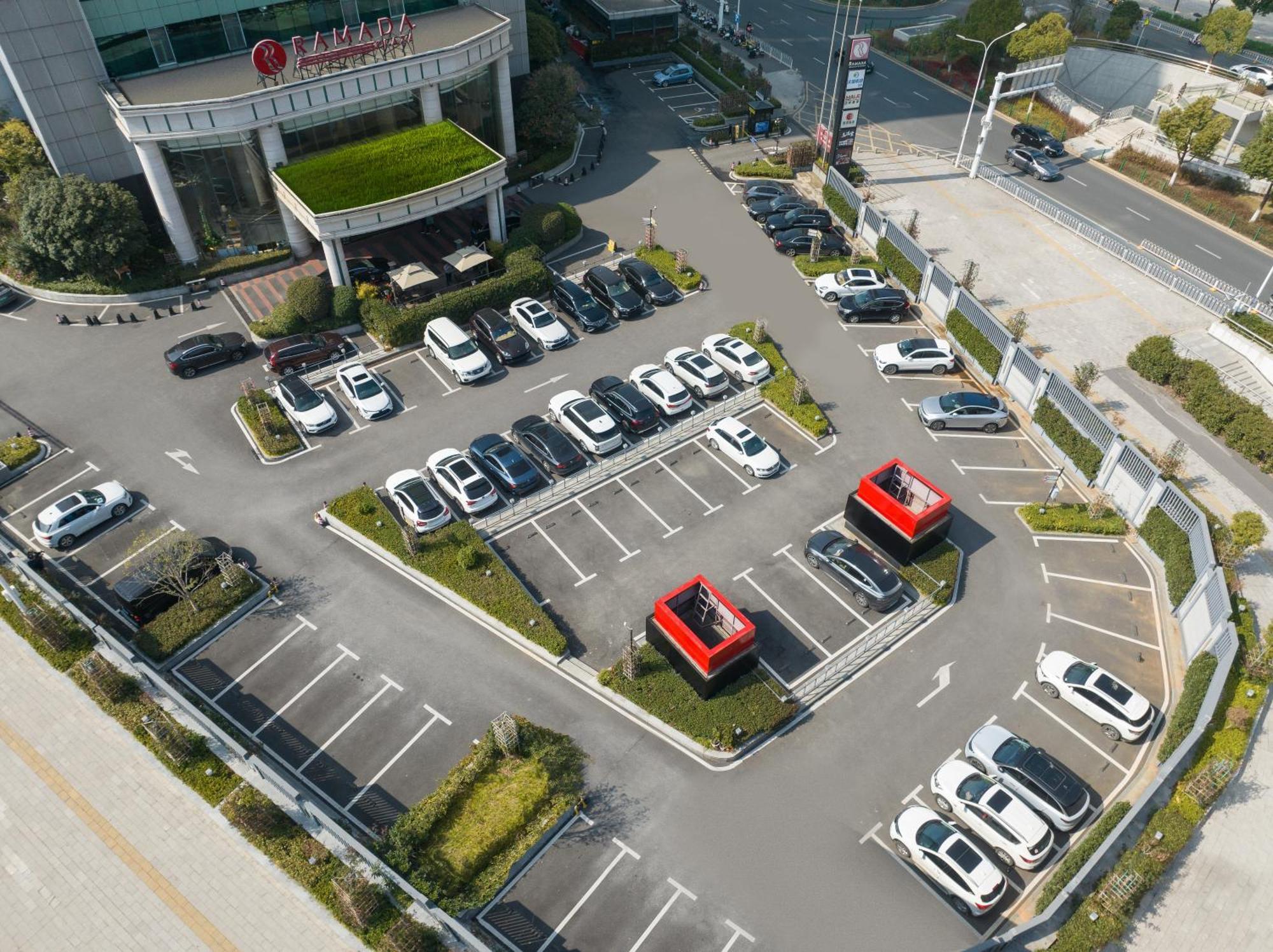 Ramada Plaza Optics Valley Hotel Vuhan Kültér fotó